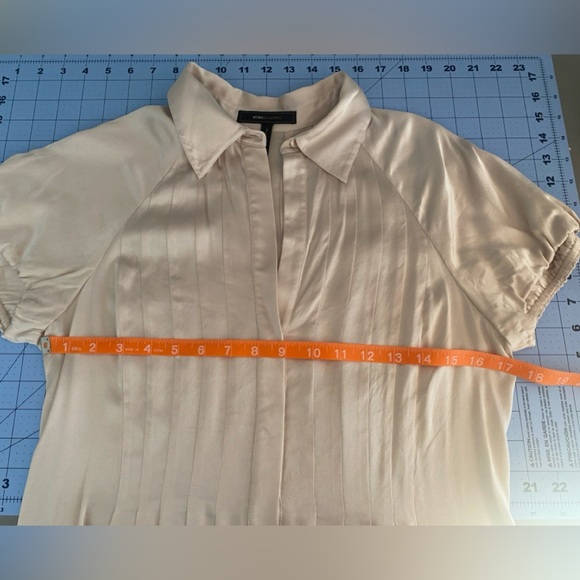 BCBGMAXAZRIA Silk Pleated Peplum Blouse Champagne Women’s M - Picture 9 of 12